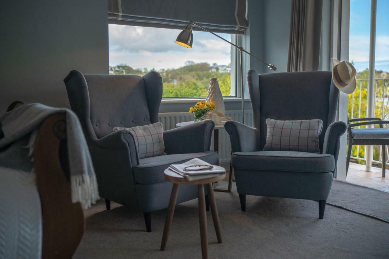 ホテル Pier House キンセール エクステリア 写真
